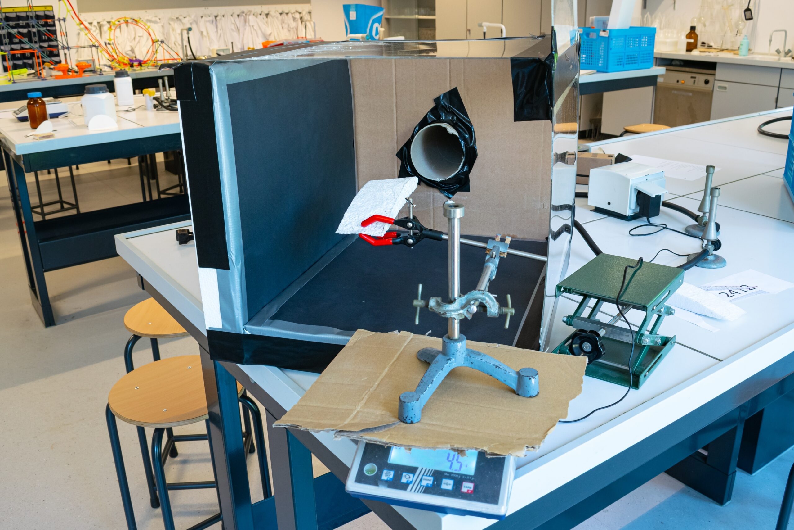 what-happens-inside-a-pivot-physics-practical-lab-session1
